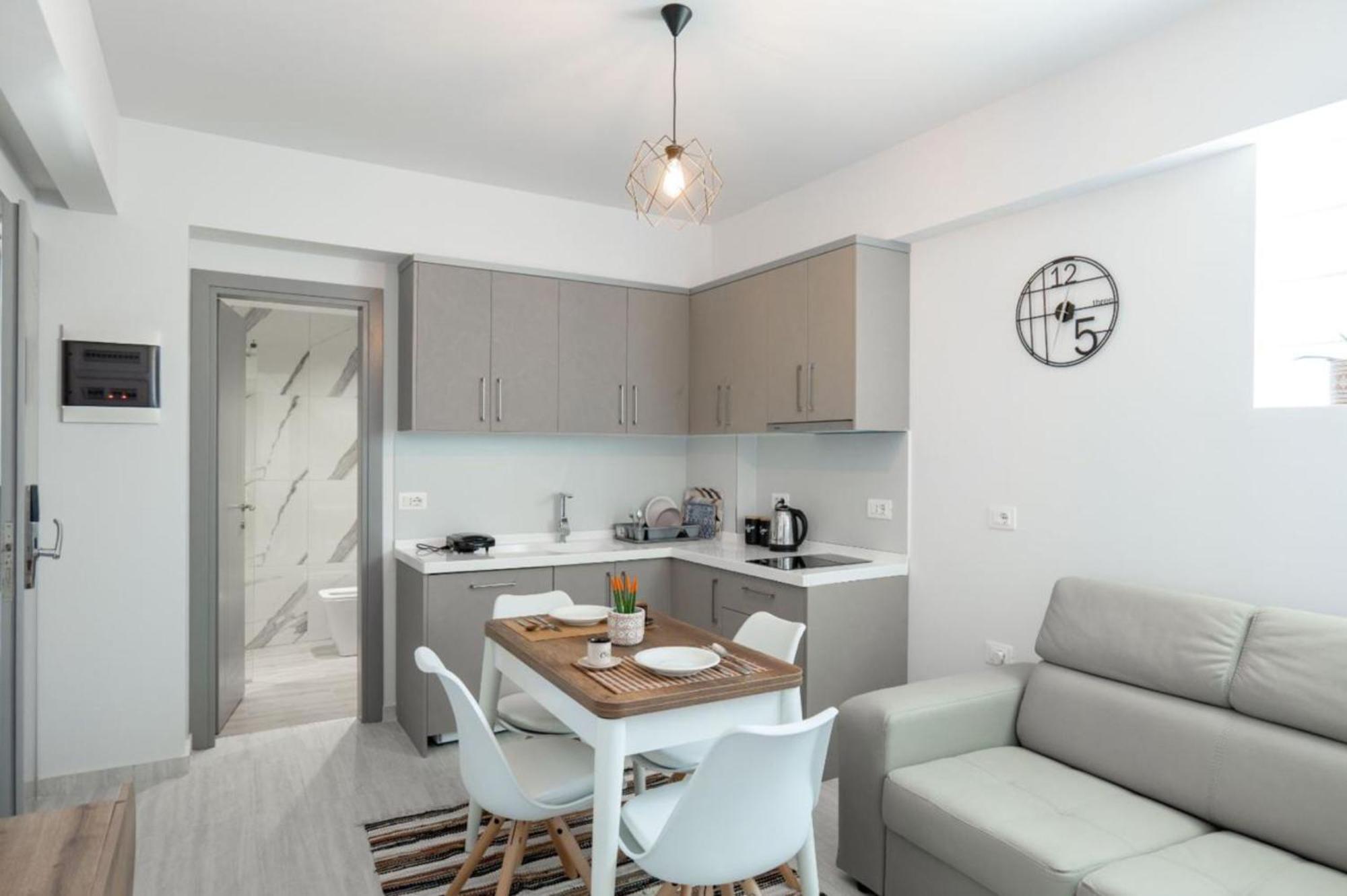 Aleksandra Apartments Σαράντα Εξωτερικό φωτογραφία